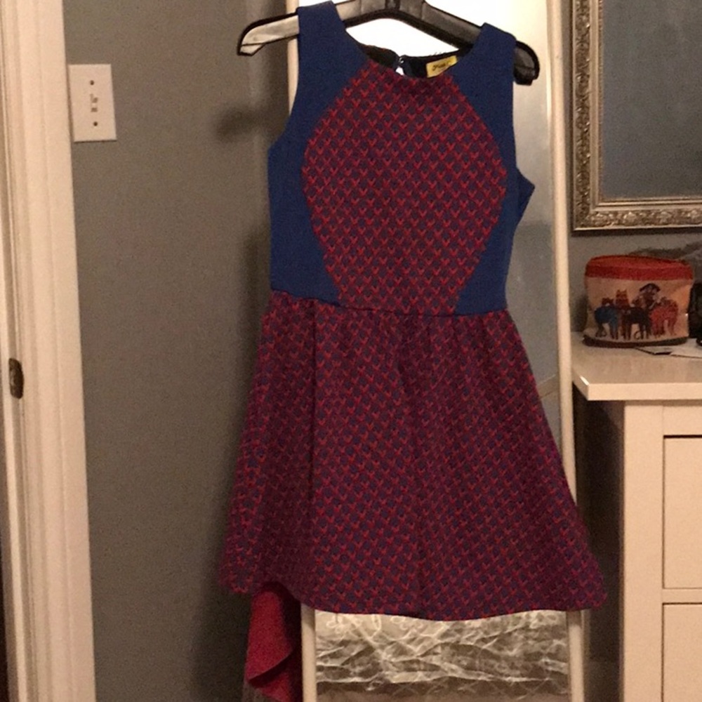 Cute dress above knee